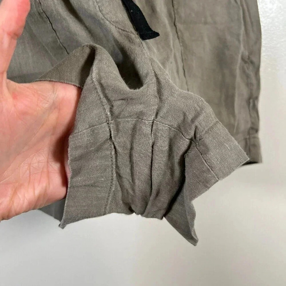 Aritzia Babaton Linen Blend Shorts Size XS Green Drawstring Minimal Normcore - Picture 5 of 7